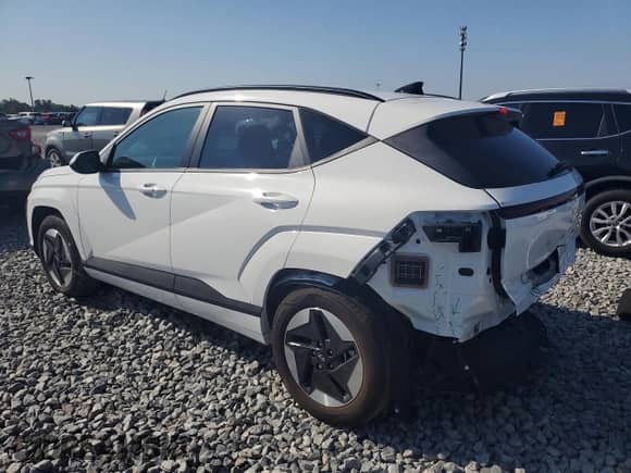 2025 Hyundai Kona SEL с VIN KM8HC3A69SU021810, выставлен на аукционе Copart как лот 66537875 с пробегом 2 622 миль миль и Списание • Salvage title. История ставок и продаж доступна на DreamBid. Изображение 2.
