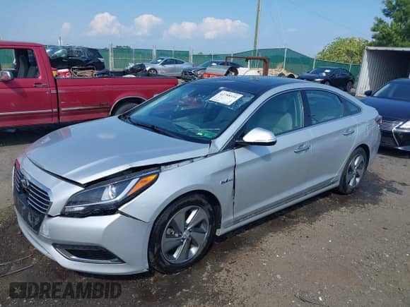 2016 Hyundai Sonata Limited с VIN KMHE34L14GA014699, выставлен на аукционе IAAI как лот 42788534 с пробегом 55 455 миль миль и . История ставок и продаж доступна на DreamBid. Изображение 2.