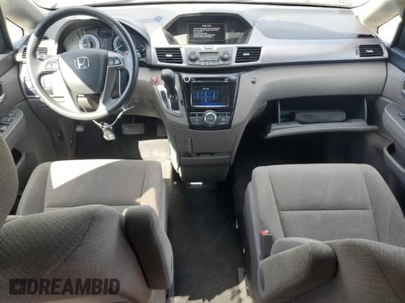 2014 Honda Odyssey EX с VIN 5FNRL5H49EB080328, выставлен на аукционе Copart как лот 86501725 с пробегом 72 189 миль миль и На запчасти • Non repairable. История ставок и продаж доступна на DreamBid. Изображение 8.
