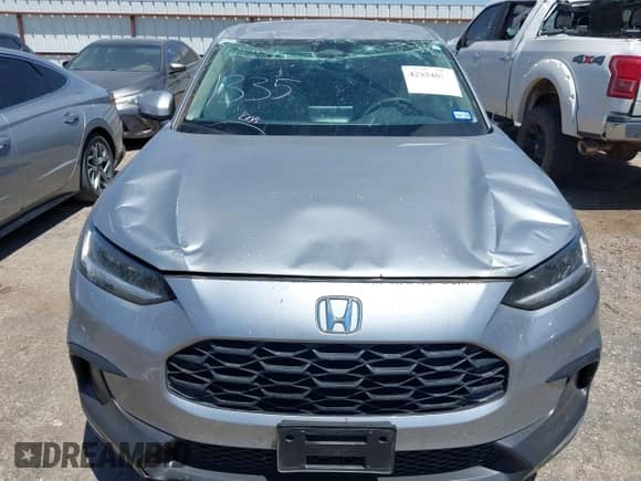 2025 Honda HR-V LX с VIN 3CZRZ1H37SM711335, выставлен на аукционе IAAI как лот 42934011 с пробегом Не указан миль и . История ставок и продаж доступна на DreamBid. Изображение 12.
