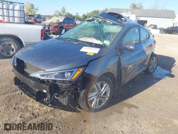 2019 Hyundai Elantra Limited с VIN KMHD84LF0KU831877, выставлен на аукционе IAAI как лот 43366975 с пробегом 133 721 миль миль и . История ставок и продаж доступна на DreamBid. Изображение 2.