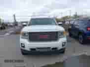 2014 GMC Sierra 1500 Denali z VIN 3GTU2WEJ8EG553336, wystawiony jako IAAI lot #43521471 z przebiegiem 177 785 mil mil oraz . Historia ofert i sprzedaży dostępna na DreamBid. Obrazek 12.