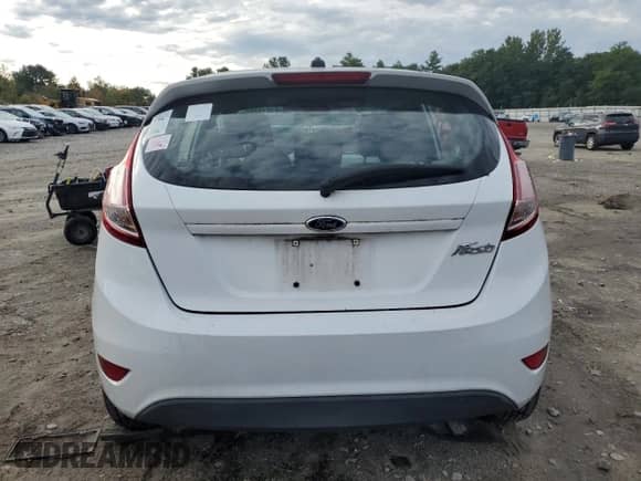 2015 Ford Fiesta S с VIN 3FADP4TJ7FM179738, выставлен на аукционе Copart как лот 84215285 с пробегом 71 837 миль миль и Чистый • Clean title. История ставок и продаж доступна на DreamBid. Изображение 6.