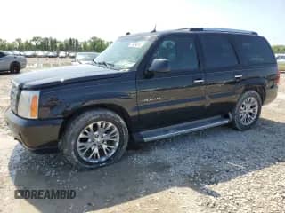 2005 Cadillac Escalade с VIN 1GYEC63N75R200538, выставлен на аукционе Copart как лот 54240155 с пробегом 226 861 миль миль и Списание • Salvage title. История ставок и продаж доступна на DreamBid. Изображение 1.