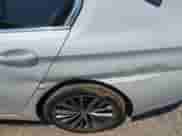 2021 BMW 5 Series 530i xDrive z VIN WBA13BJ07MWX06078, wystawiony jako IAAI lot #42591584 z przebiegiem 44 325 mil mil oraz . Historia ofert i sprzedaży dostępna na DreamBid. Obrazek 19.