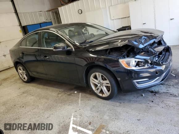 2014 Volvo S60 T5 z VIN YV1612FH9E2281222, wystawiony jako Copart lot #68621155 z przebiegiem 132 262 mil mil oraz Szkoda całkowita • Salvage title. Historia ofert i sprzedaży dostępna na DreamBid. Obrazek 4.