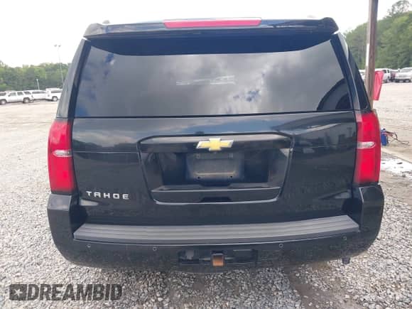 2015 Chevrolet Tahoe LS с VIN 1GNSCAKC5FR101933, выставлен на аукционе IAAI как лот 42242415 с пробегом 185 191 миль миль и . История ставок и продаж доступна на DreamBid. Изображение 16.