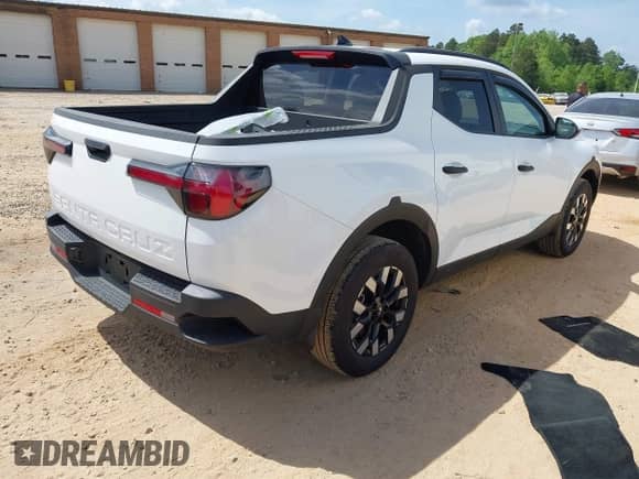 2025 Hyundai Santa Cruz SEL с VIN 5NTJB4DE7SH129243, выставлен на аукционе IAAI как лот 42003602 с пробегом 2 828 миль миль и . История ставок и продаж доступна на DreamBid. Изображение 4.