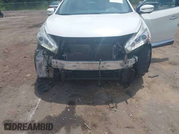 2017 Nissan Murano S with VIN 5N1AZ2MG5HN149656, listed as a IAAI auction lot 42423817 with 135,252 mi miles and . Bid and sale history available at DreamBid. Image 6.