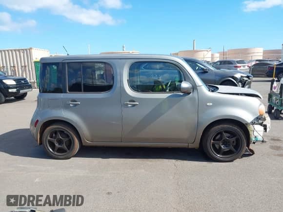 2009 Nissan Cube SL с VIN JN8AZ28R89T111467, выставлен на аукционе IAAI как лот 42737782 с пробегом 119 946 миль миль и . История ставок и продаж доступна на DreamBid. Изображение 14.