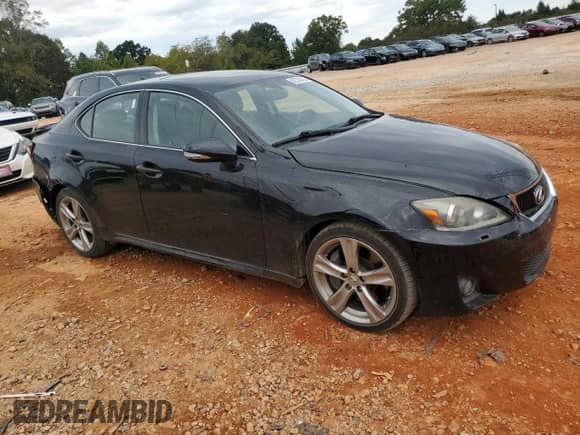 2011 Lexus IS 350 with VIN JTHBE5C29B5026220, listed as a Copart auction lot 82326425 with 117,909 mi miles and Salvage title. Bid and sale history available at DreamBid. Image 4.