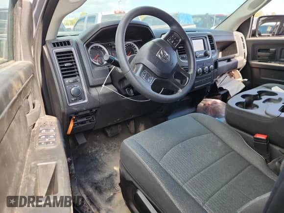 2023 Ram 1500 Tradesman z VIN 1C6RR7FGXPS540200, wystawiony jako Copart lot #71255735 z przebiegiem 100 008 mil mil oraz Nie do naprawy • Non repairable. Historia ofert i sprzedaży dostępna na DreamBid. Obrazek 8.