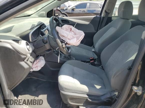 2018 Chevrolet Sonic LS с VIN 1G1JA5SH4J4131064, выставлен на аукционе Copart как лот 63288295 с пробегом 91 633 миль миль и Списание • Salvage title. История ставок и продаж доступна на DreamBid. Изображение 7.