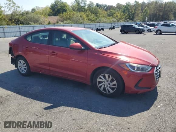 2017 Hyundai Elantra SE с VIN 5NPD74LF7HH120963, выставлен на аукционе Copart как лот 81487015 с пробегом 76 801 миль миль и Списание • Salvage title. История ставок и продаж доступна на DreamBid. Изображение 4.