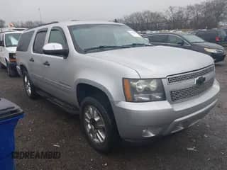 2010 Chevrolet Suburban LTZ с VIN 1GNUCKE04AR187938, выставлен на аукционе IAAI как лот 41555621 с пробегом 127 516 миль миль и . История ставок и продаж доступна на DreamBid. Изображение 1.