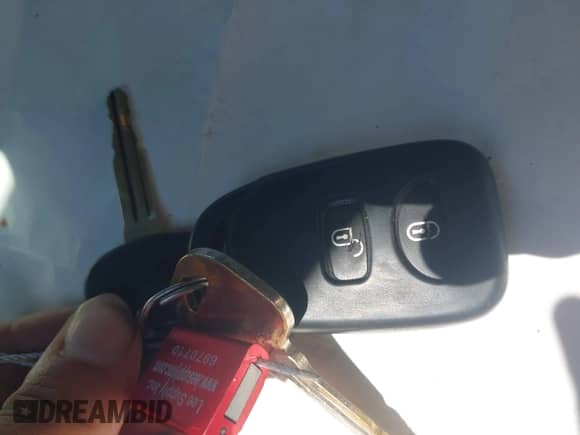 2008 Hyundai Santa Fe SE с VIN 5NMSH73E08H207954, выставлен на аукционе IAAI как лот 42844761 с пробегом 293 523 миль миль и . История ставок и продаж доступна на DreamBid. Изображение 11.