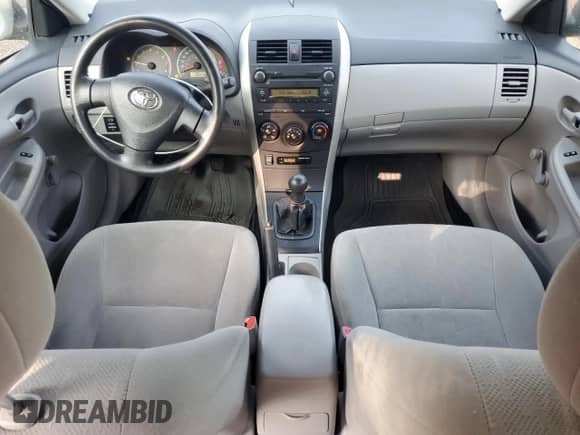 2011 Toyota Corolla S with VIN 2T1BU4EE2BC744376, listed as a Copart auction lot 81732235 with 282,576 mi miles and Clean title. Bid and sale history available at DreamBid. Image 8.