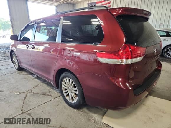 2013 Toyota Sienna XLE AAS with VIN 5TDYK3DC8DS313836, listed as a Copart auction lot 68781945 with 198,964 mi miles and Non repairable. Bid and sale history available at DreamBid. Image 2.