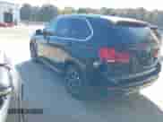 2017 BMW X5 xDrive35i с VIN 5UXKR0C51H0U52717, выставлен на аукционе IAAI как лот 43490044 с пробегом 57 107 миль миль и . История ставок и продаж доступна на DreamBid. Изображение 3.