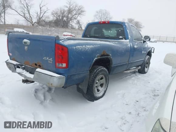 2005 Dodge 1500 SLT z VIN 1D7HU16D95J602636, wystawiony jako IAAI lot #41559749 z przebiegiem 193 899 mil mil oraz . Historia ofert i sprzedaży dostępna na DreamBid. Obrazek 4.