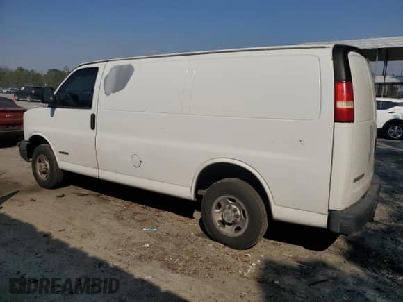 2003 Chevrolet Express Cargo с VIN 1GCHG35U531158828, выставлен на аукционе Copart как лот 46955195 с пробегом 316 919 миль миль и Списание • Salvage title. История ставок и продаж доступна на DreamBid. Изображение 2.