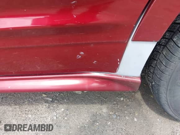 2001 Pontiac Grand Am SE1 с VIN 1G2NF52E71M677961, выставлен на аукционе IAAI как лот 42975753 с пробегом 139 143 миль миль и . История ставок и продаж доступна на DreamBid. Изображение 17.