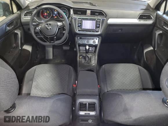 2018 Volkswagen Tiguan S с VIN 3VV1B7AXXJM075808, выставлен на аукционе Copart как лот 68835595 с пробегом 84 281 миль миль и Чистый • Clean title. История ставок и продаж доступна на DreamBid. Изображение 8.