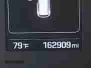 2017 Hyundai Tucson SE z VIN KM8J33A42HU278218, wystawiony jako IAAI lot #43516506 z przebiegiem 162 909 mil mil oraz . Historia ofert i sprzedaży dostępna na DreamBid. Obrazek 15.