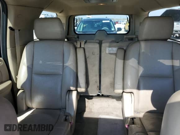 2011 Cadillac Escalade ESV Premium with VIN 1GYS3JEF2BR333246, listed as a Copart auction lot 47197395 with 177,400 mi miles and Clean title. Bid and sale history available at DreamBid. Image 10.