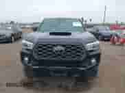 2020 Toyota Tacoma SR5 z VIN 3TMBZ5DN8LM023920, wystawiony jako IAAI lot #42015118 z przebiegiem 46 137 mil mil oraz . Historia ofert i sprzedaży dostępna na DreamBid. Obrazek 13.