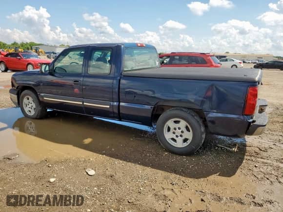 2005 Chevrolet Silverado 1500 Work Truck with VIN 1GCEC19X85Z149097, listed as a Copart auction lot 68390405 with 353,998 mi miles and Clean title. Bid and sale history available at DreamBid. Image 2.