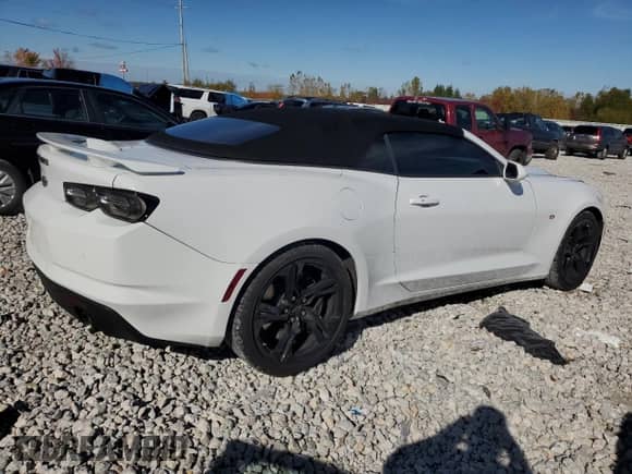 2024 Chevrolet Camaro 2SS z VIN 1G1FH3D73R0115922, wystawiony jako Copart lot #75877344 z przebiegiem 4 734 mil mil oraz Szkoda całkowita • Salvage title. Historia ofert i sprzedaży dostępna na DreamBid. Obrazek 3.