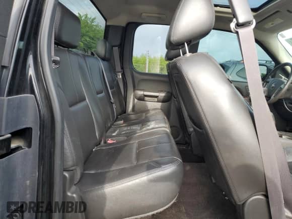 2011 GMC Sierra 1500 SLT with VIN 1GTR2WE38BZ134292, listed as a Copart auction lot 67520665 with 174,181 mi miles and Salvage title. Bid and sale history available at DreamBid. Image 10.