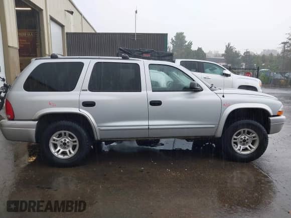 2002 Dodge Durango SLT with VIN 1B4HS48NX2F158895, listed as a IAAI auction lot 37832444 with 177,841 mi miles and . Bid and sale history available at DreamBid. Image 13.