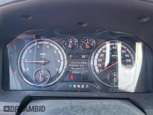 2009 Dodge 1500 SLT with VIN 1D3HV13T19S702207, listed as a Copart auction lot 82723095 with 194,064 mi miles and Clean title. Bid and sale history available at DreamBid. Image 9.
