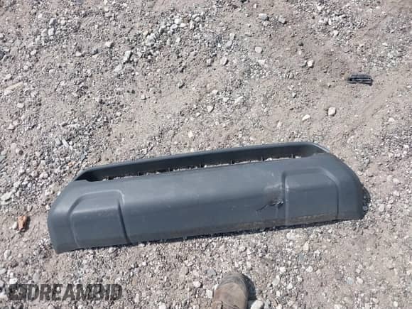 2015 Toyota Tacoma PreRunner with VIN 5TFTU4GN7FX086935, listed as a IAAI auction lot 43307807 with 200,000 mi miles and . Bid and sale history available at DreamBid. Image 12.