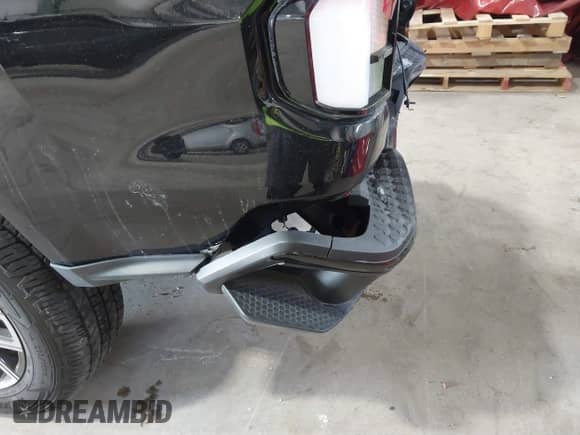 2024 Chevrolet Colorado 4WD LT с VIN 1GCPTCEK2R1120066, выставлен на аукционе IAAI как лот 41218173 с пробегом Не указан миль и . История ставок и продаж доступна на DreamBid. Изображение 19.