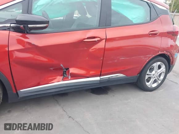 2020 Chevrolet Bolt EV LT с VIN 1G1FY6S05L4146239, выставлен на аукционе IAAI как лот 43330918 с пробегом 24 873 миль миль и . История ставок и продаж доступна на DreamBid. Изображение 6.