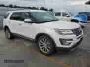 2017 Ford Explorer Limited z VIN 1FM5K8F8XHGC35774, wystawiony jako Copart lot #70104315 z przebiegiem 109 548 mil mil oraz Czysty tytuł • Clean title. Historia ofert i sprzedaży dostępna na DreamBid. Obrazek 4.