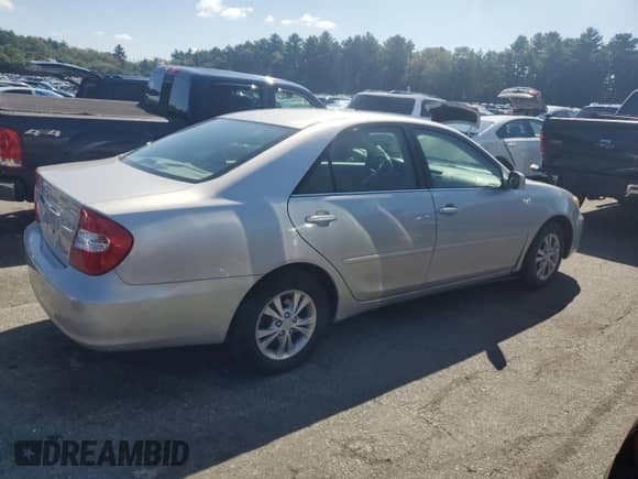 2004 Toyota Camry LE with VIN 4T1BF32K44U076435, listed as a Copart auction lot 72024175 with 227,167 mi miles and Salvage title. Bid and sale history available at DreamBid. Image 3.