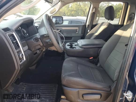 2019 Ram 1500 Warlock z VIN 1C6RR7GG3KS708878, wystawiony jako Copart lot #81148475 z przebiegiem 73 159 mil mil oraz Szkoda całkowita • Salvage title. Historia ofert i sprzedaży dostępna na DreamBid. Obrazek 7.