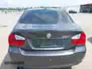 2006 BMW 3 Series 330i с VIN WBAVB33586KR81827, выставлен на аукционе IAAI как лот 43226560 с пробегом 139 000 миль миль и . История ставок и продаж доступна на DreamBid. Изображение 16.