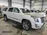 2020 Cadillac Escalade ESV Premium Luxury с VIN 1GYS4JKJ2LR281124, выставлен на аукционе Copart как лот 64806895 с пробегом 91 100 миль миль и Списание • Salvage title. История ставок и продаж доступна на DreamBid. Изображение 4.