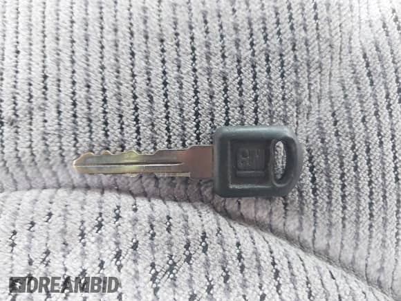 1999 Chevrolet Silverado 1500 with VIN 1GCEC19R3XR134317, listed as a IAAI auction lot 43521868 with 241,622 mi miles and . Bid and sale history available at DreamBid. Image 11.