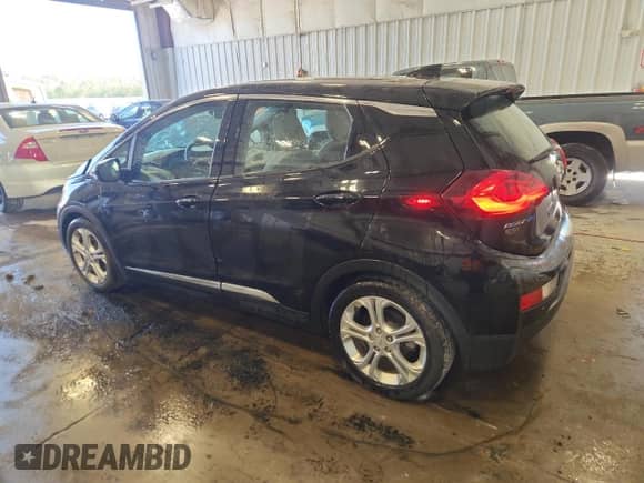 2019 Chevrolet Bolt EV LT с VIN 1G1FY6S0XK4135073, выставлен на аукционе Copart как лот 85540785 с пробегом 75 417 миль миль и Списание • Salvage title. История ставок и продаж доступна на DreamBid. Изображение 2.