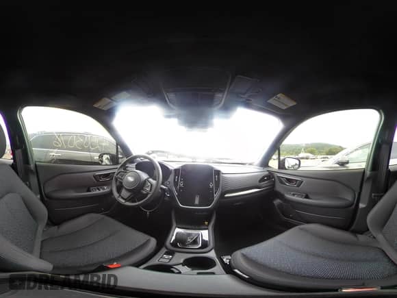 2025 Subaru Forester Premium z VIN JF2SLDDC9SH438517, wystawiony jako IAAI lot #42503076 z przebiegiem 7 773 mil mil oraz . Historia ofert i sprzedaży dostępna na DreamBid. Obrazek 18.