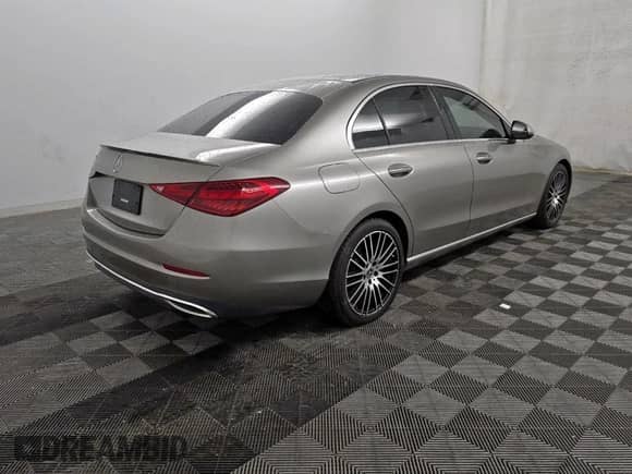 2022 Mercedes-Benz C 300 with VIN W1KAF4GB2NR036864, listed as a Copart auction lot 85104255 with 39,922 mi miles and Clean title. Bid and sale history available at DreamBid. Image 4.