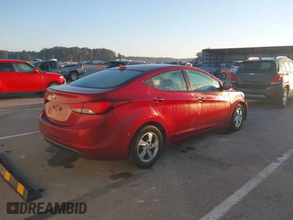 2014 Hyundai Elantra SE z VIN 5NPDH4AE9EH493392, wystawiony jako IAAI lot #43419885 z przebiegiem 136 933 mil mil oraz . Historia ofert i sprzedaży dostępna na DreamBid. Obrazek 4.