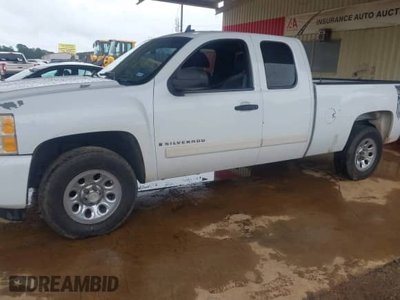 2007 Chevrolet Silverado 1500 1LT with VIN 2GCEC19C471663831, listed as a IAAI auction lot 42487022 with 280,518 mi miles and . Bid and sale history available at DreamBid. Image 14.