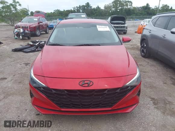 2022 Hyundai Elantra SEL with VIN 5NPLM4AG8NH057576, listed as a IAAI auction lot 43212145 with 51,707 mi miles and . Bid and sale history available at DreamBid. Image 12.